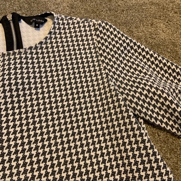 New Look Houndstooth Short Sleeved Top - Picture 3 of 9
